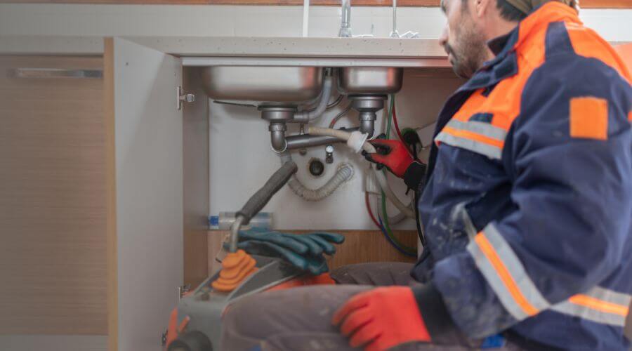 Professional slab leak plumber services in Gheens, LA